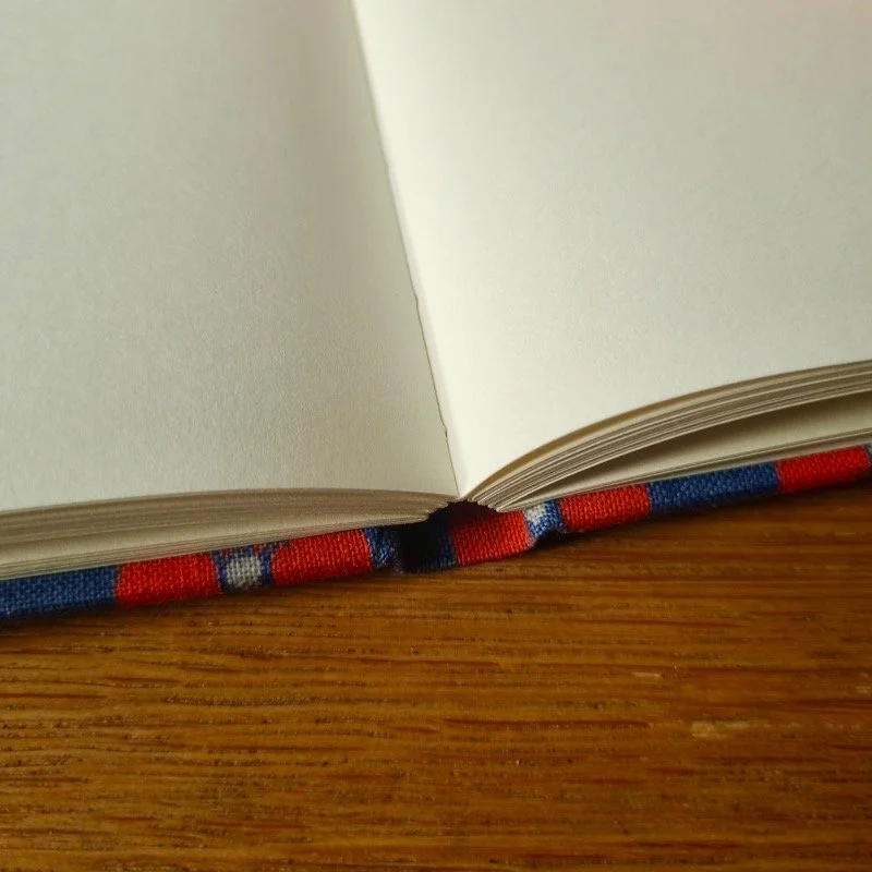 paperiaarre-kimono-notebook-6-2620260222_123339.jpg