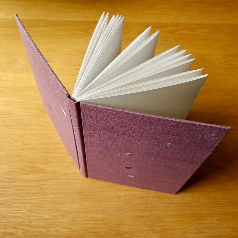 paperiaarre-kimono-notebook-6-2620260617_144305.jpg