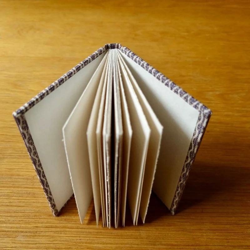 paperiaarre-kimono-notebook-6-2620260617_142905.jpg