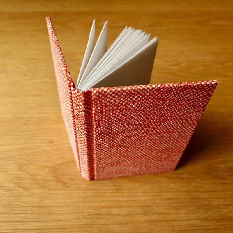 paperiaarre-kimono-notebook-6-2620260617_140924.jpg