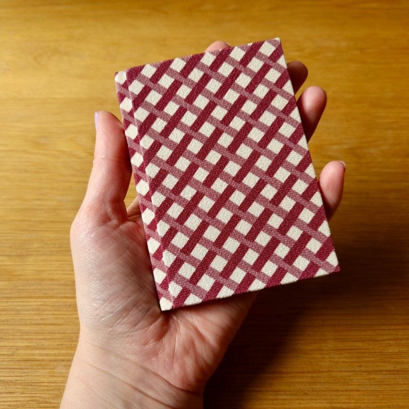 paperiaarre-kimono-notebook-6-2620260617_143403.jpg