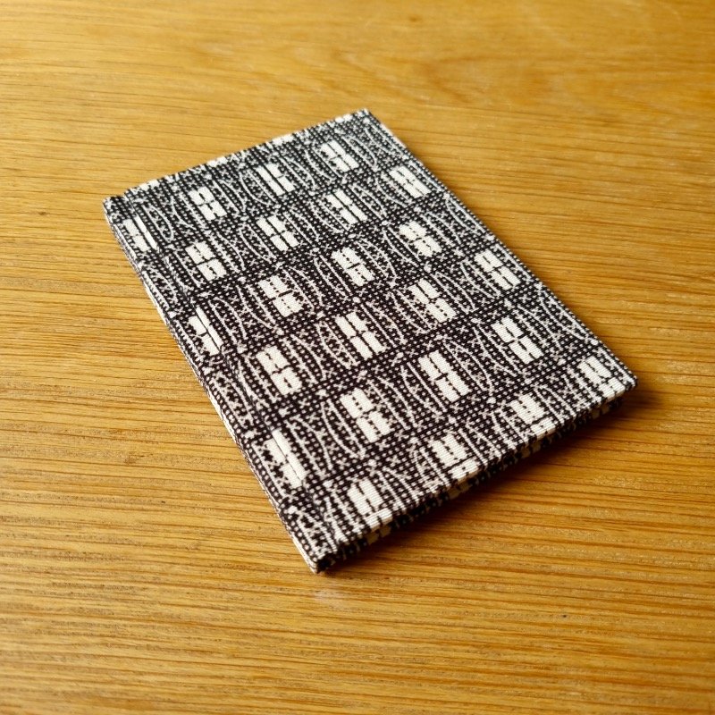 paperiaarre-kimono-notebook-6-2620260617_141548.jpg