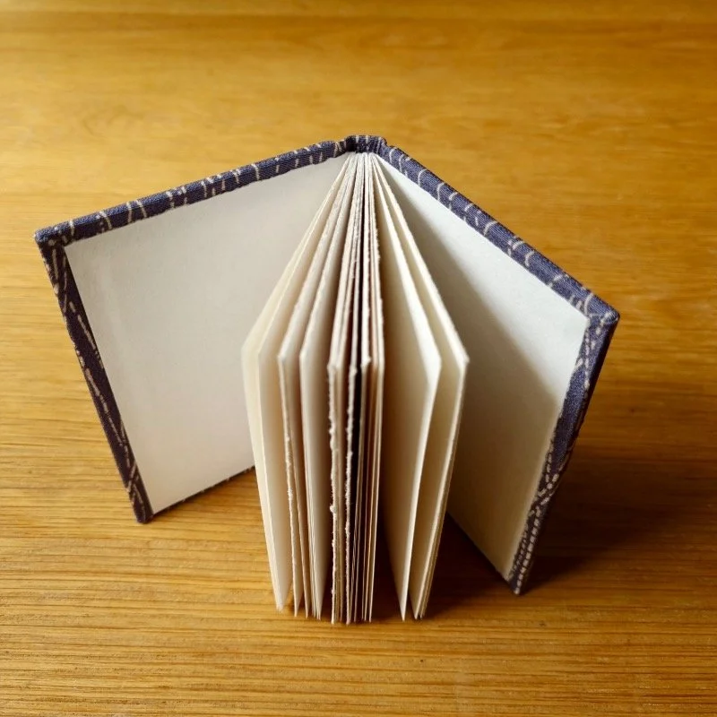 paperiaarre-kimono-notebook-6-2620260617_142144.jpg