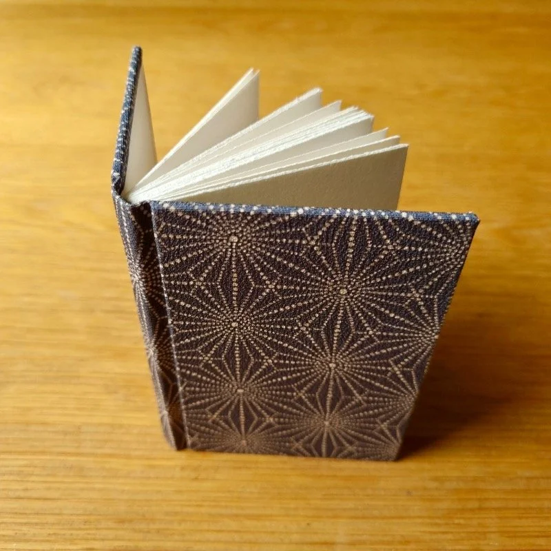 paperiaarre-kimono-notebook-6-2620260617_143119.jpg