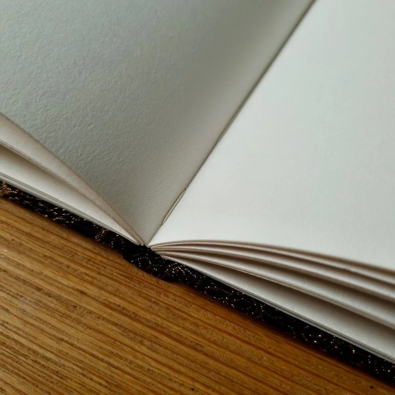 paperiaarre-kimono-notebook-6-2620260617_131810.jpg
