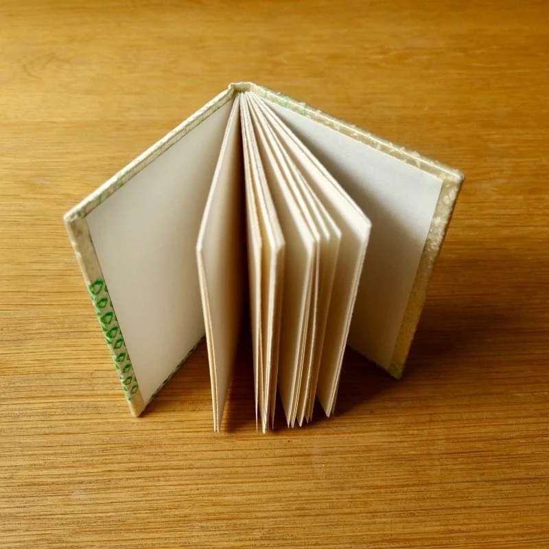 paperiaarre-kimono-notebook-6-2620260617_143603.jpg