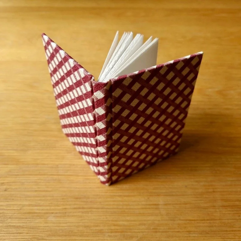 paperiaarre-kimono-notebook-6-2620260617_143432.jpg