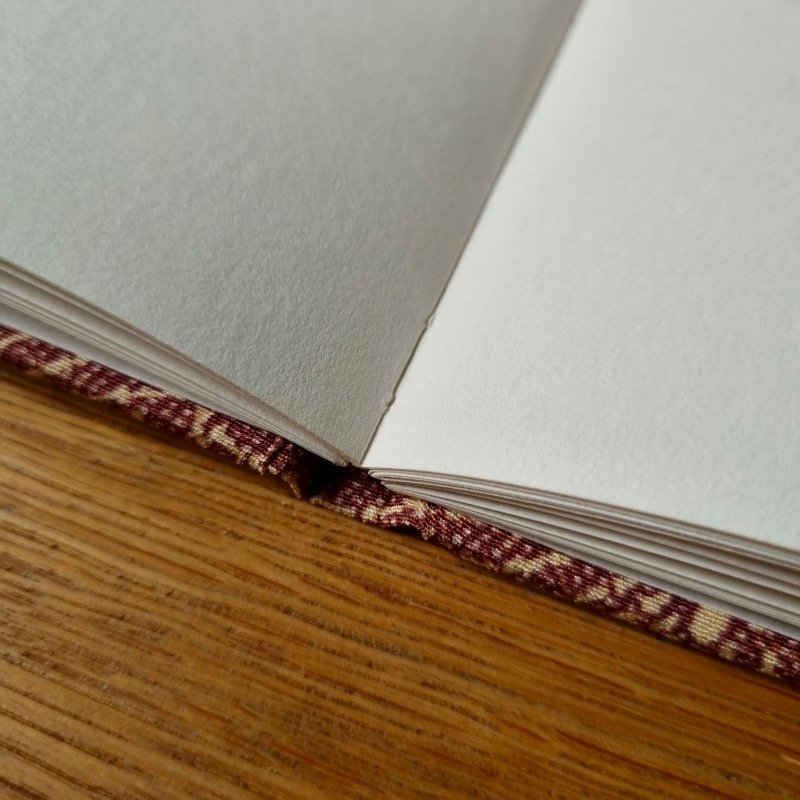 paperiaarre-kimono-notebook-6-2620260617_141137.jpg