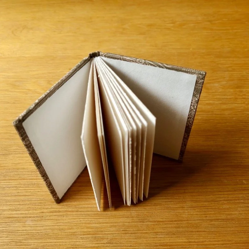 paperiaarre-kimono-notebook-6-2620260617_141952.jpg