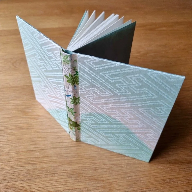 paperiaarre-kimono-journals-2-2520250221_134238.jpg