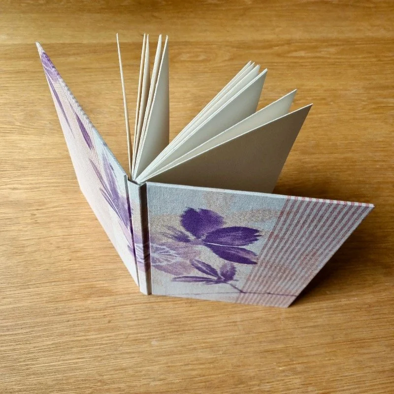 paperiaarre-kimono-notebook-6-2620260617_130924.jpg