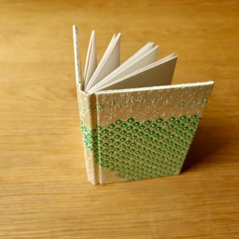 paperiaarre-kimono-notebook-6-2620260617_143541.jpg