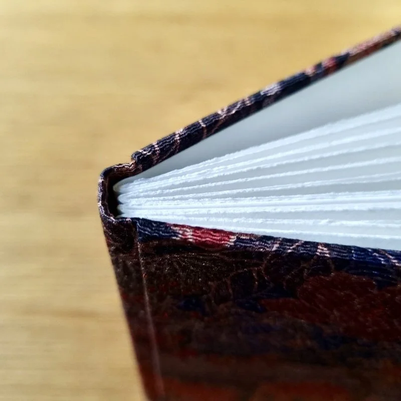paperiaarre-kimono-notebook-9-202420240901_162300.jpg