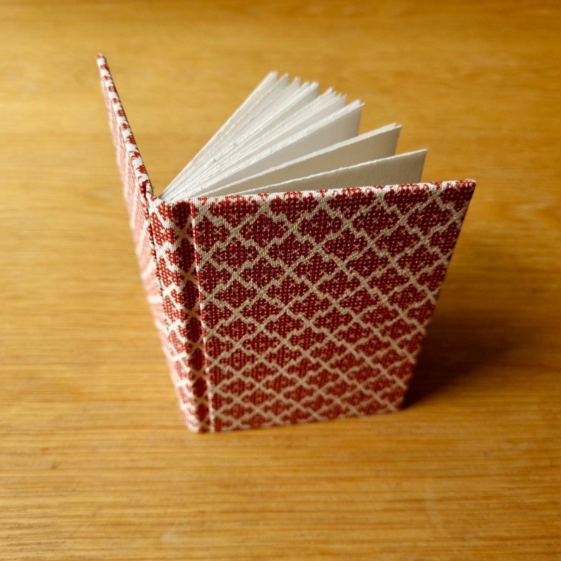 paperiaarre-kimono-notebook-6-2620260617_141501.jpg