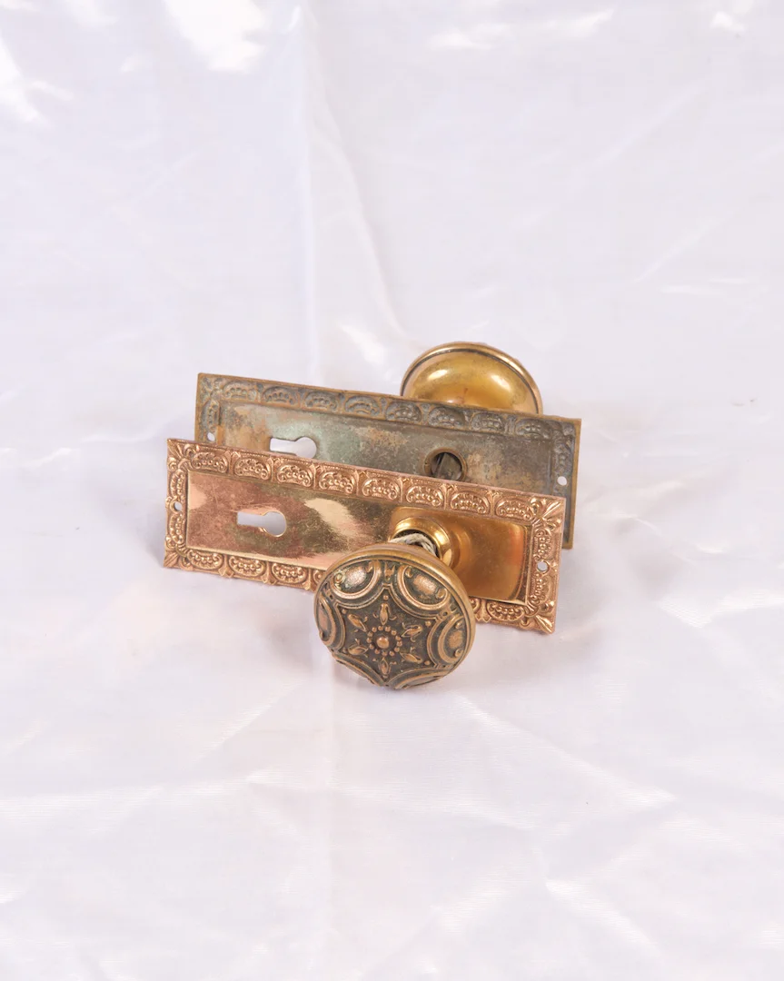 Victorian door knob set