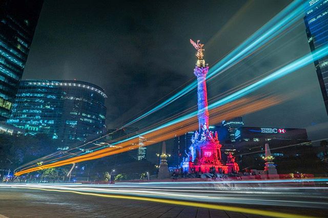 The Angle of Independence in Mexico City. El Angel de Independencia en la ciudad de mexico. . . . . .
#travel #viajar #df #cdmx #mexico #aventura #adventure #statue #angeldeindependencia #longexposure #night #nightlights #traffico