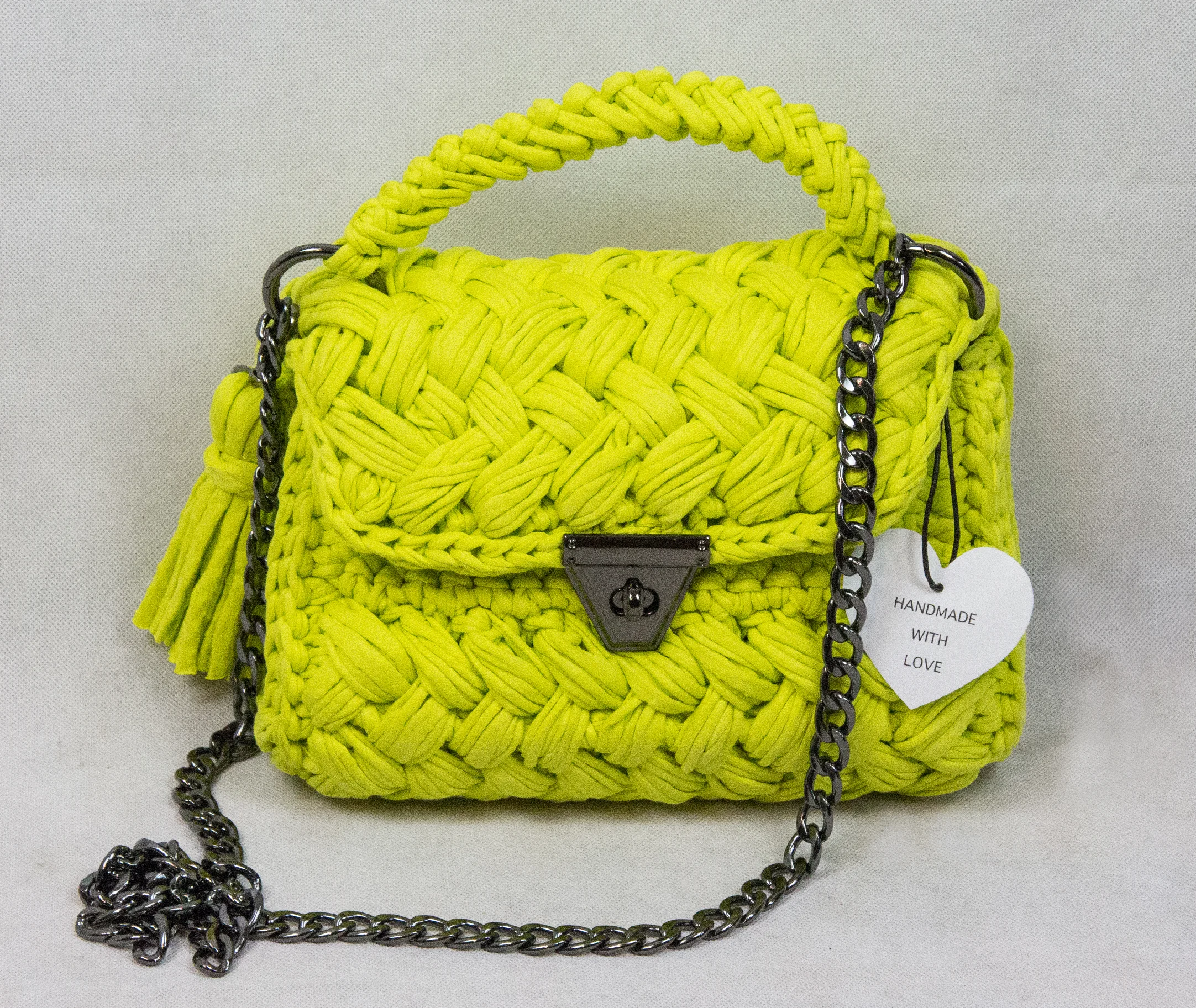 neon-big-chain-bag.jpg