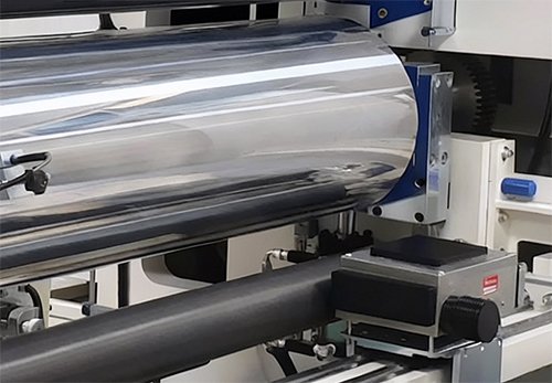 Brimrose Luminar 4020 Thin-Film AOTF-NIR Spectrometer Mounted on an Automatic Rail