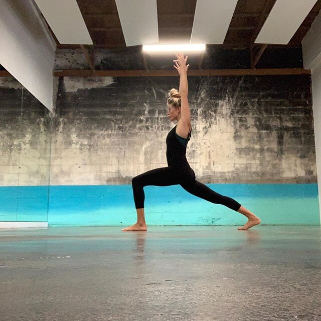 teaching is an extension of your practice.

L I Z is passionate about practicing Y O G A:  on her mat solo @ home. in the garage. as a lifestyle.  and this overflows into her teaching.

she is a stunning and engaged mom to jai. creator/owner and well