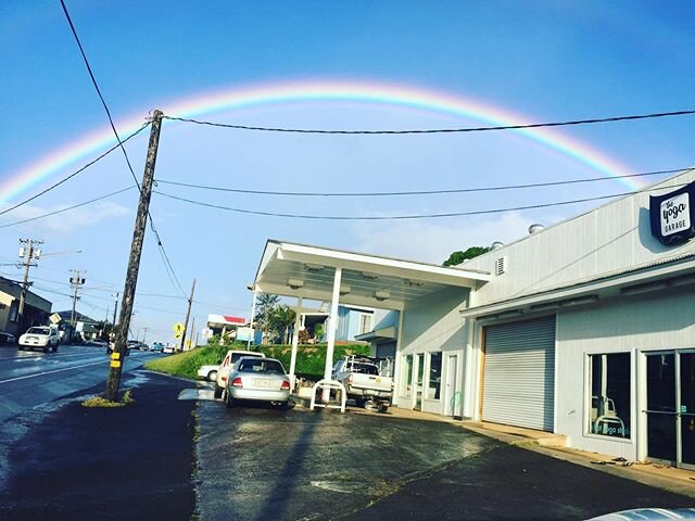 somewhere over the rainbow 
dreams really do come true
where trouble melts like lemon drops
that&rsquo;s where you&rsquo;ll find me.

happy valentine&rsquo;s day.❤️
W E L O V E Y O U today and everyday.

8:30 Sara
5:15 Marvin $7

#theyogagarage #self