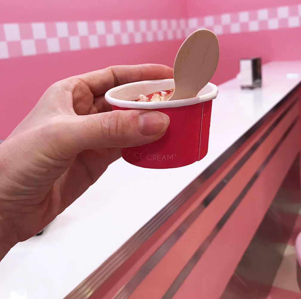 04B_Ice Cream Diner.jpg