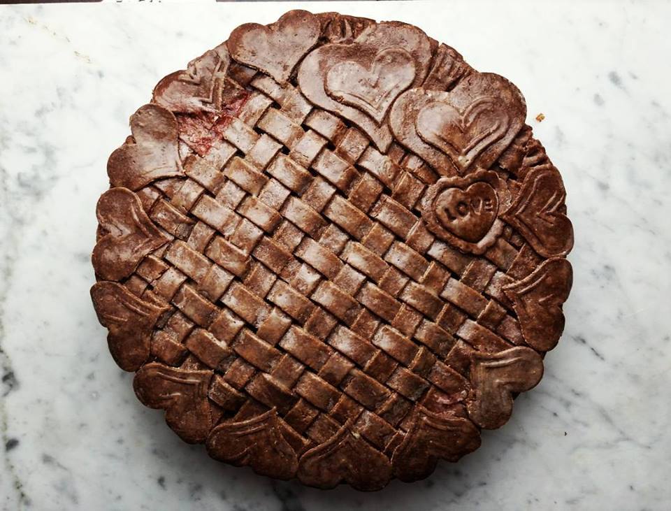 Strawberry Pie with Chocolate Crust