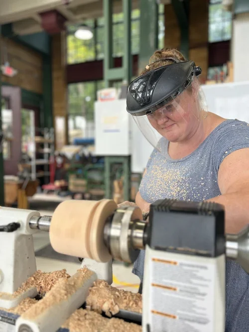 Should I try woodworking before applying to trade school? 