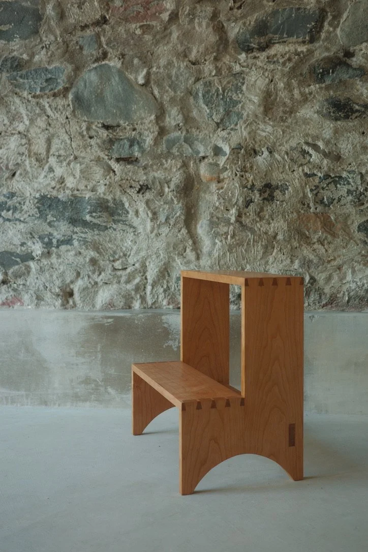shker step stool 1.jpeg