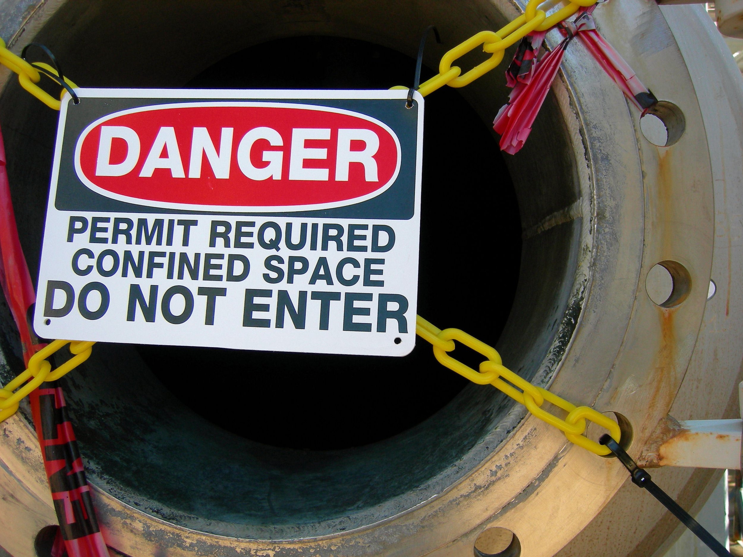 Confined-space-Impact-Safety-Group (1).jpg