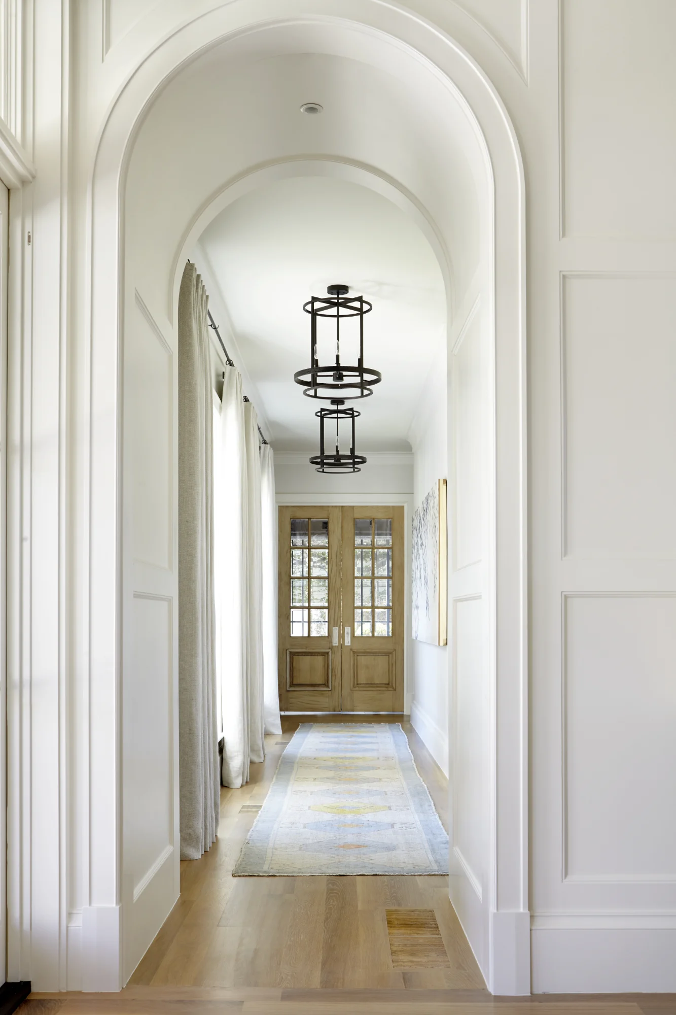 7000-baltimore-hallway.jpg