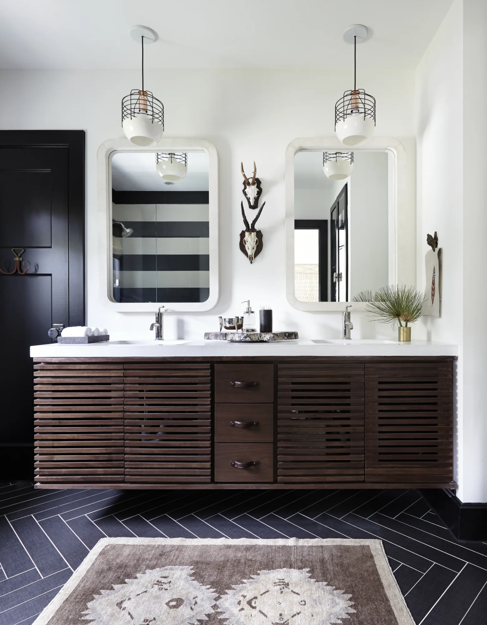 Hardenburg-Boys-Bath.jpg
