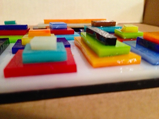 carousel_dabble_stacked_plate_close_up.jpeg