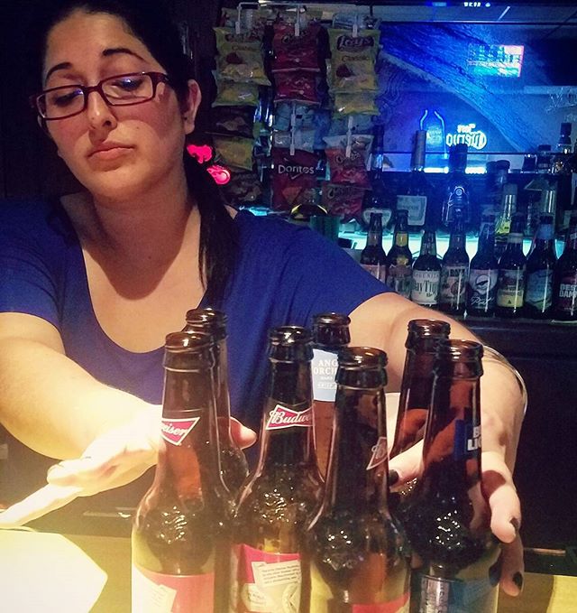 Jessica's got all your drinking needs covered and is behind the bar tonight until 2am. 👌