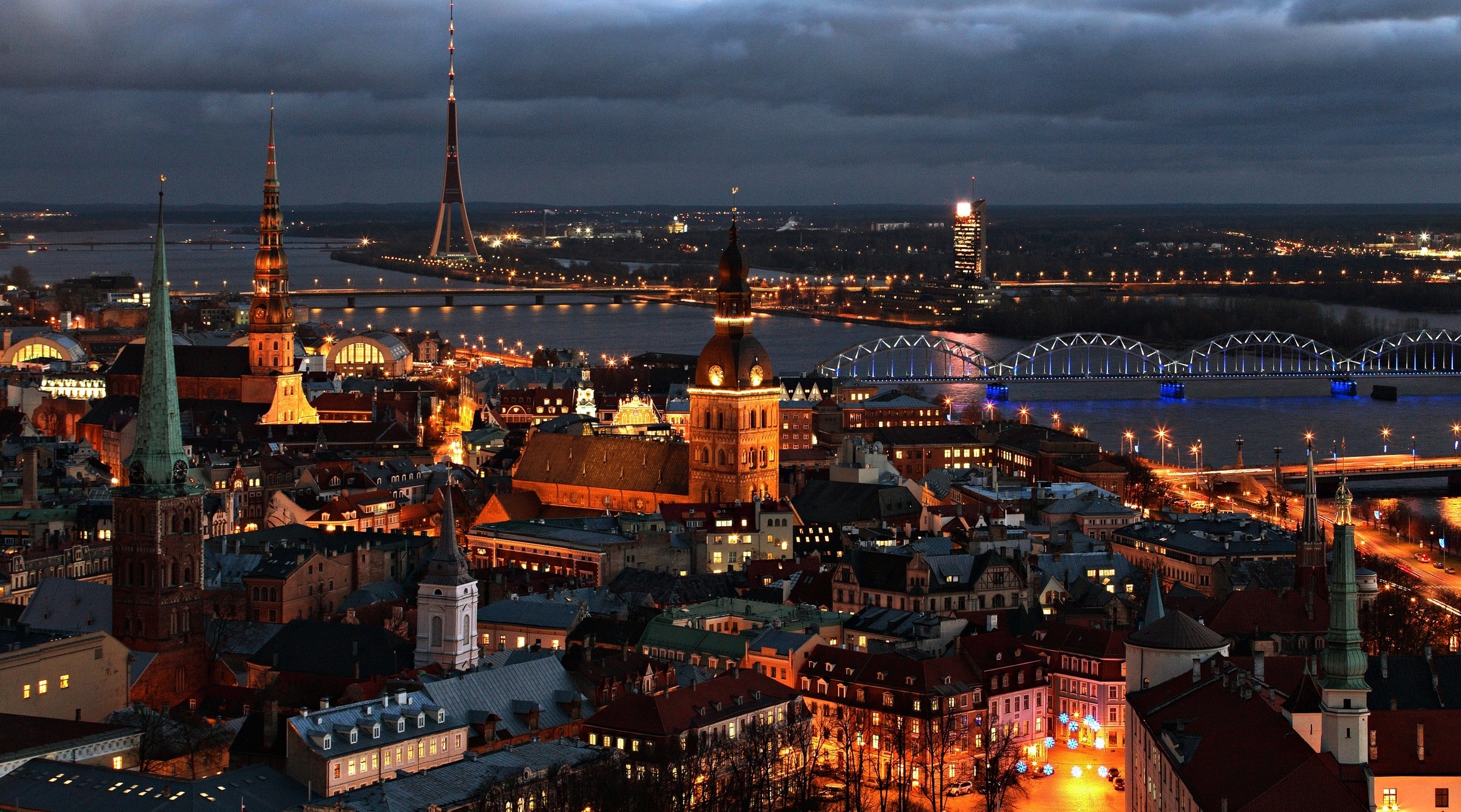 Рига это латвия. Латвия Рига. Столица Латвии столица. Рига (город). Эстония давлати.