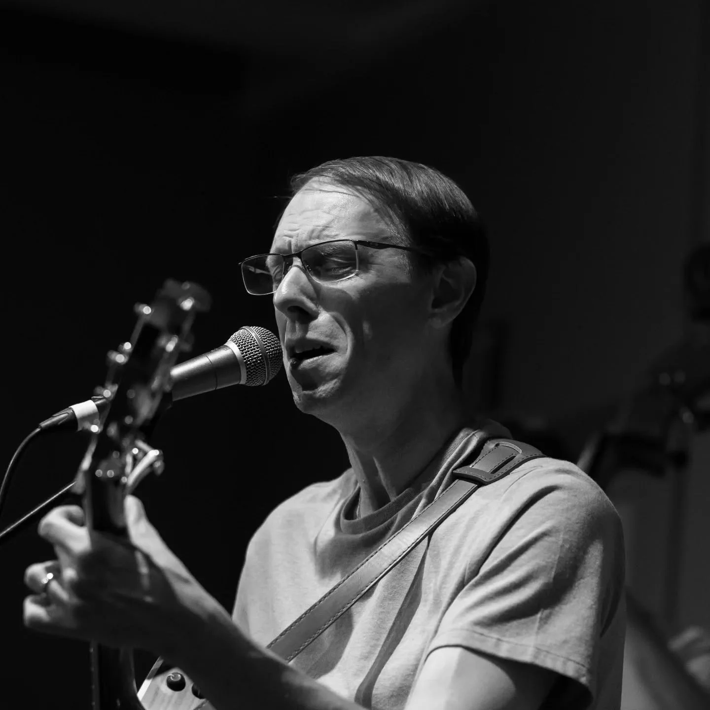 Happy Friday, my friends. It's been crazy with the kids and Mary going back to school, so I'm late in reminding you. But, here we are! I'll be live at the Farmer's Market in beautiful Elkin, NC tomorrow morning from 9 AM to 12 PM. Come check out some
