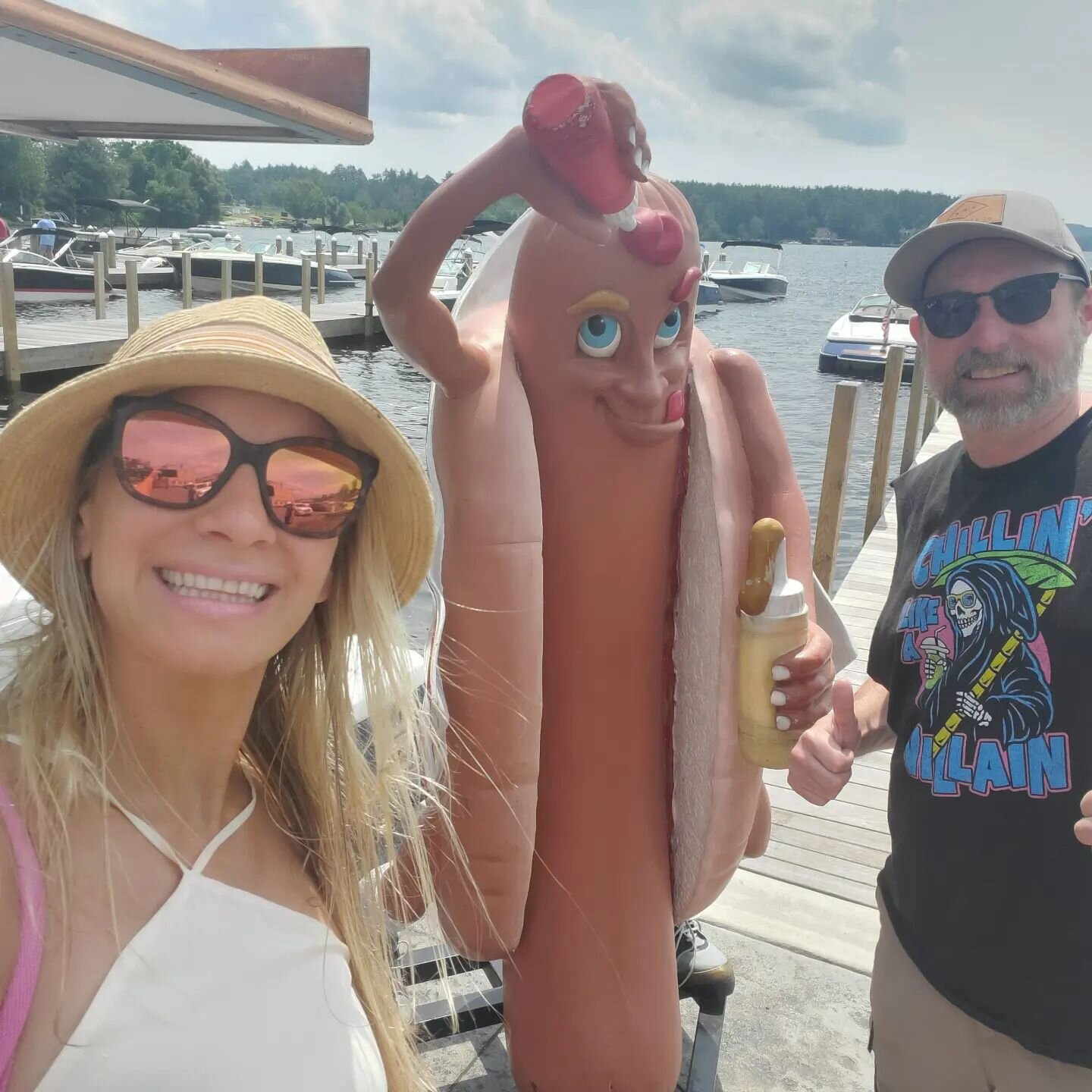 Wrapping up Lake Winnipesaukee Vacation 2023 with the most gorgeous day 😍 great time with my friends and family once again. Back to Fitchburg Saturday!