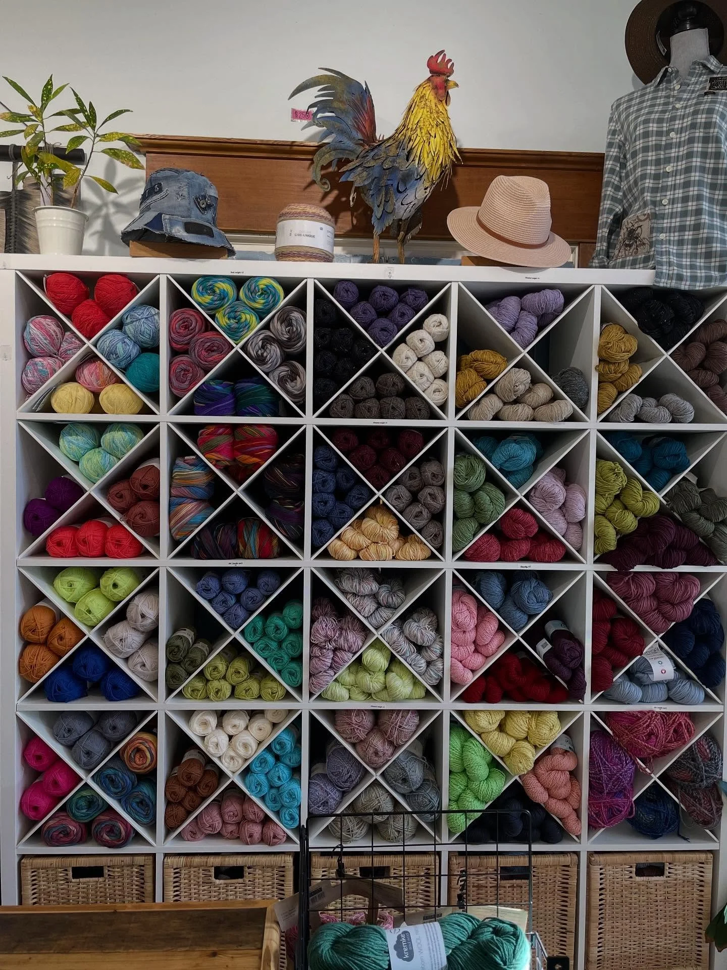 What do you call a sneaky ball of yarn? 🧶 

A knotty problem! 😝 

We&rsquo;re open Tuesday-Saturday 10am-5pm, Sunday 10am-3pm for your knitting/crocheting needs! (Closed Monday&rsquo;s) 

#yarn #crochet #knitting #comoxvalley #cumberland #lovecumbe