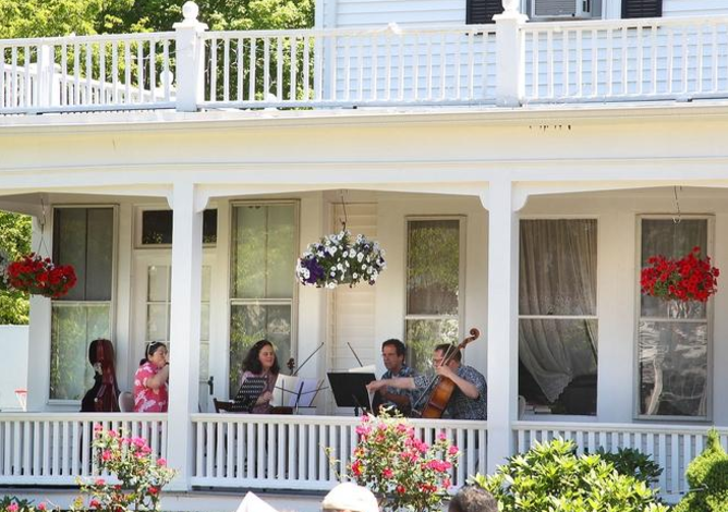2016 Quincy Symphony Orchestra performing on Warren Ave in Wollaston Hill.