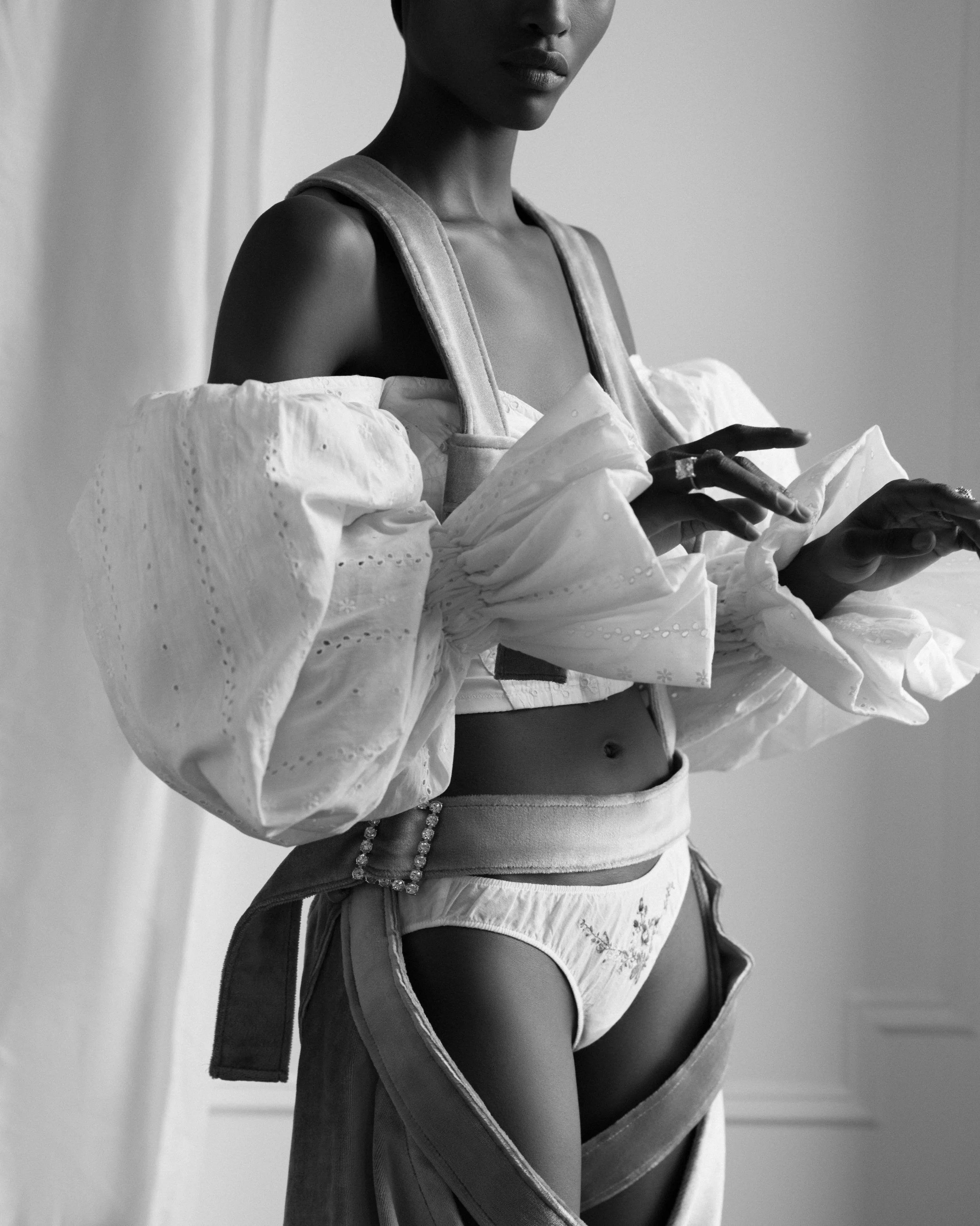 danielle_selig_revue_thomas_slack_13.jpg