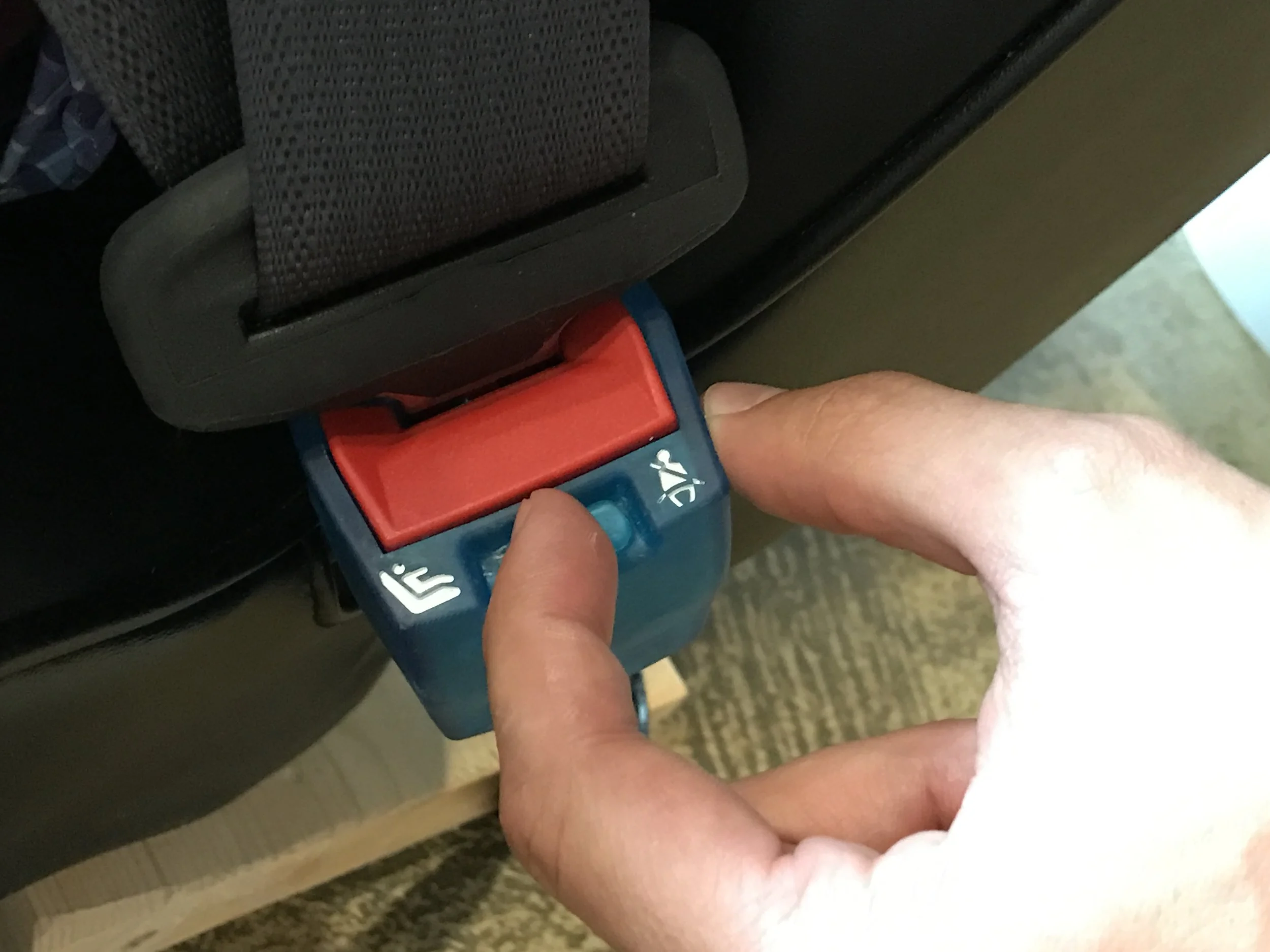 Seat Belt Entanglement — EJ's Product Design Portfolio