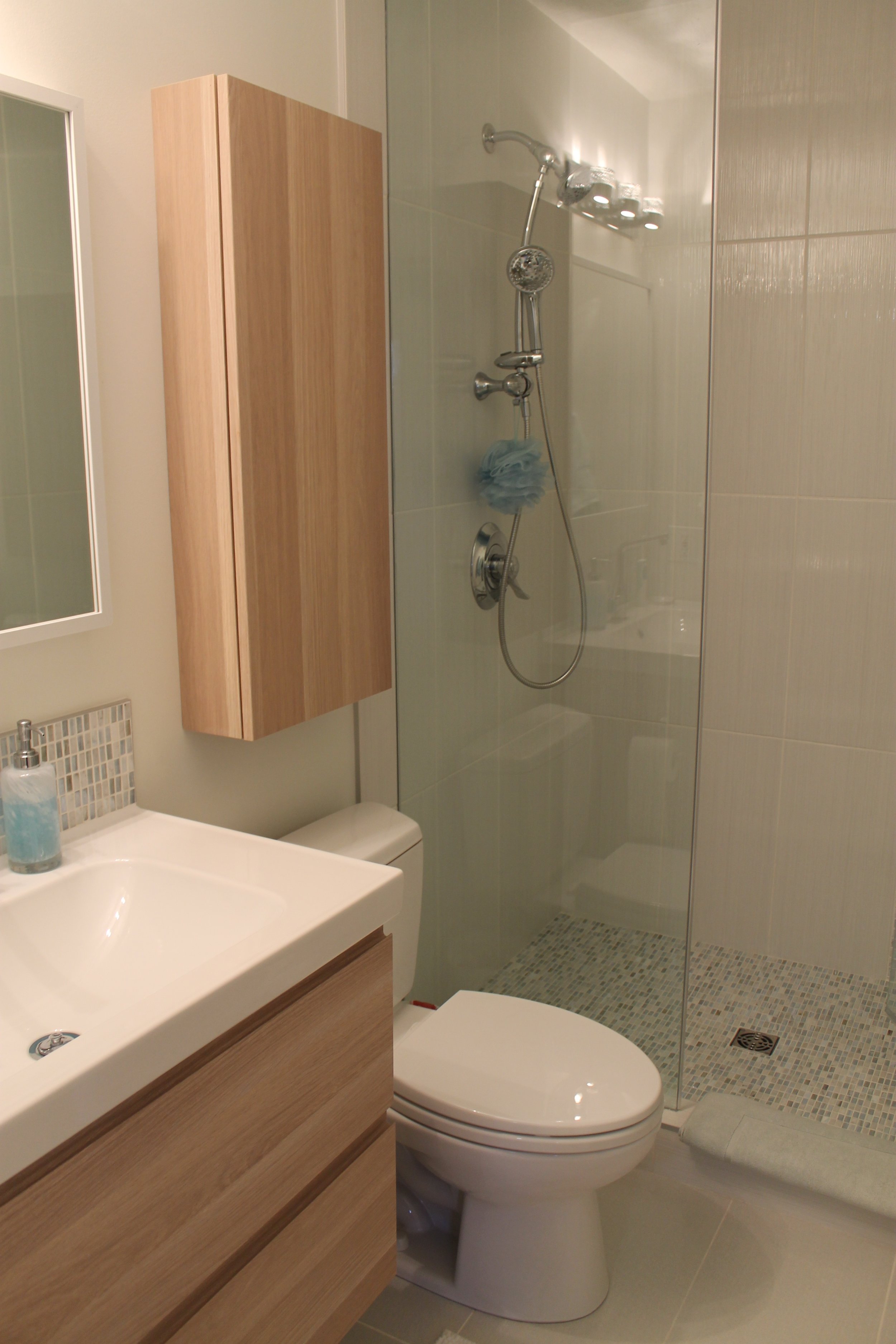 bathroom after (home 3)