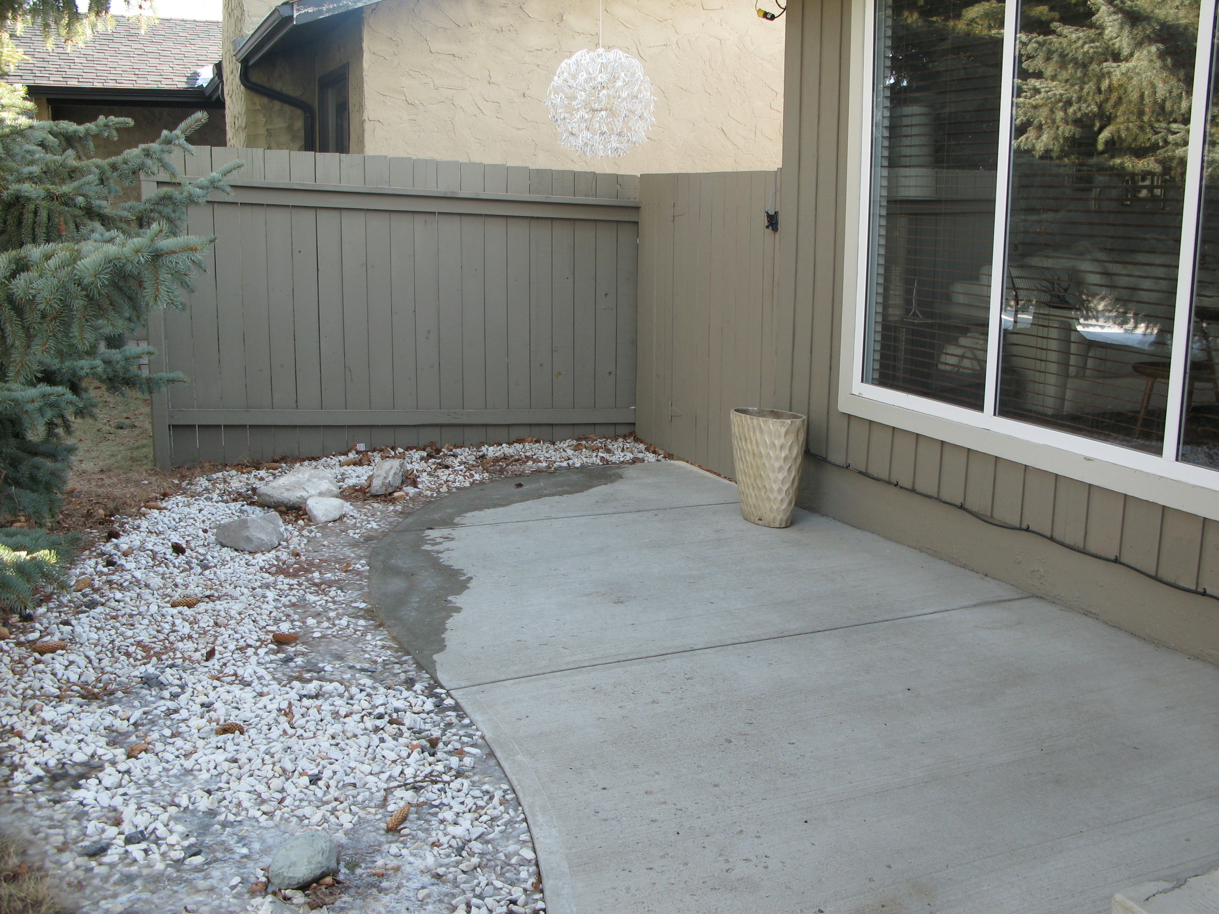 front entryway before (home 1)