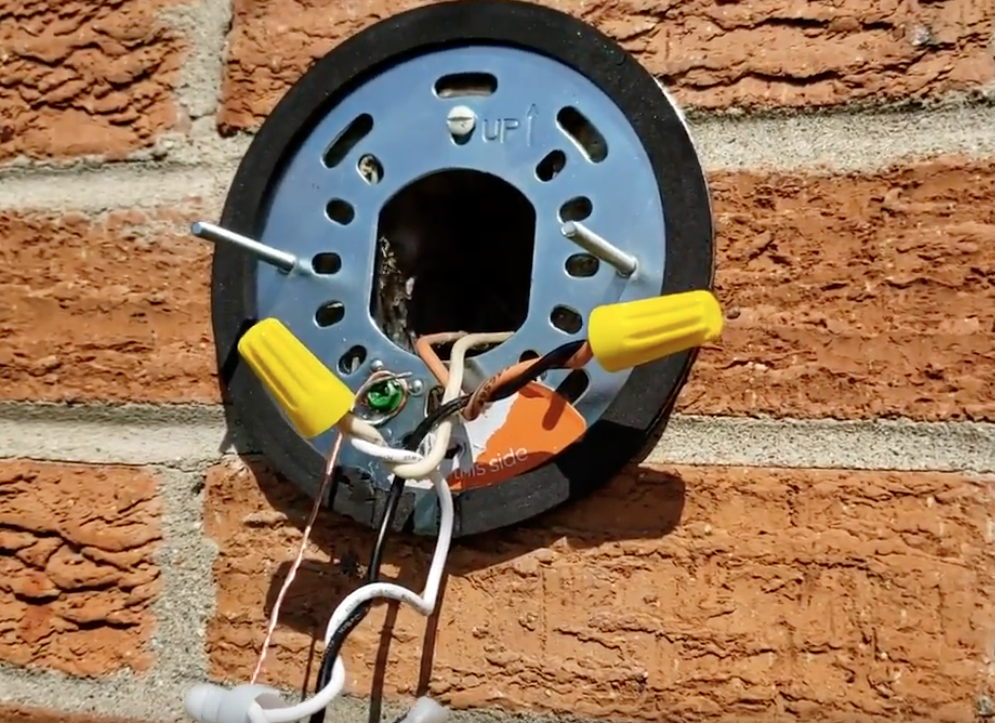 connecting ring floodlight