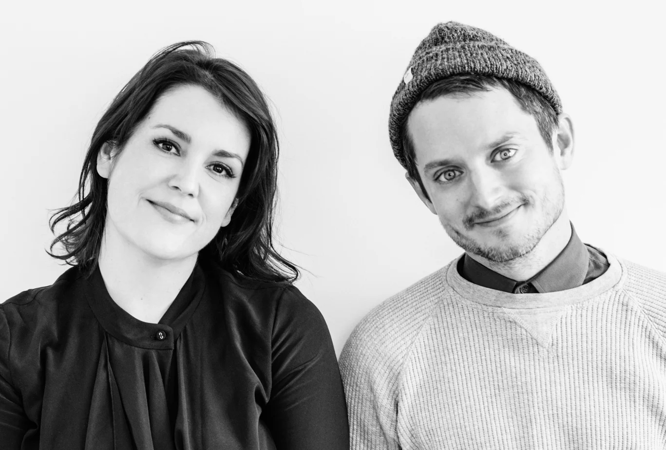 Melanie Lynskey and Elijah Wood