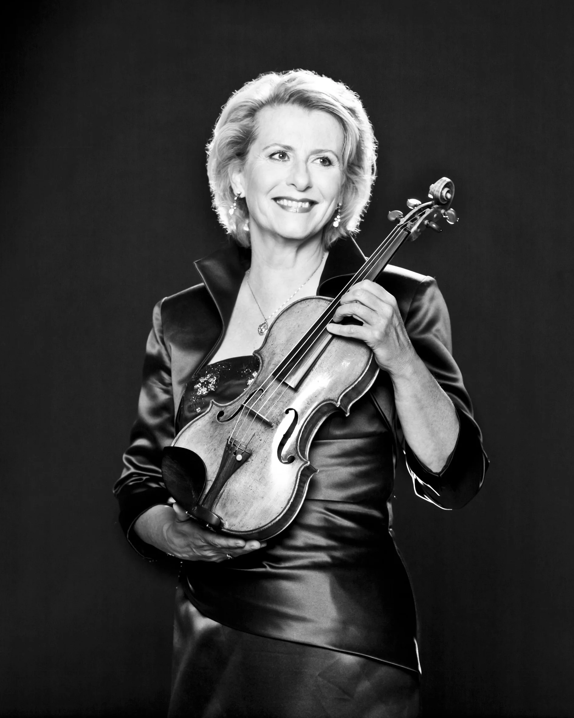 Guðný Guðmundsdóttir