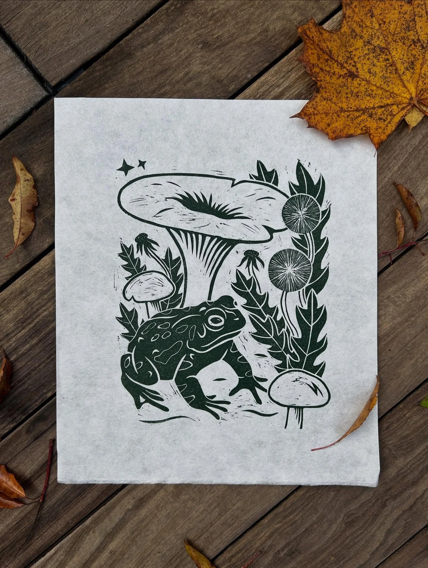 Printing up a storm in preparation for holiday markets. Find me @thecanteenptown Nov 28-30 (thanksgiving) and Dec 5-7 (holly folly) 🍄&zwj;🟫🌾✨