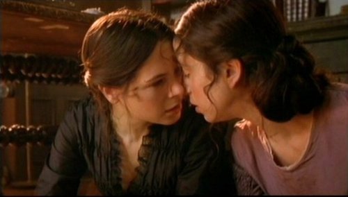 fingersmith — Kissingfingertips - Lesbian, Queer, WLW Film and TV Reviews