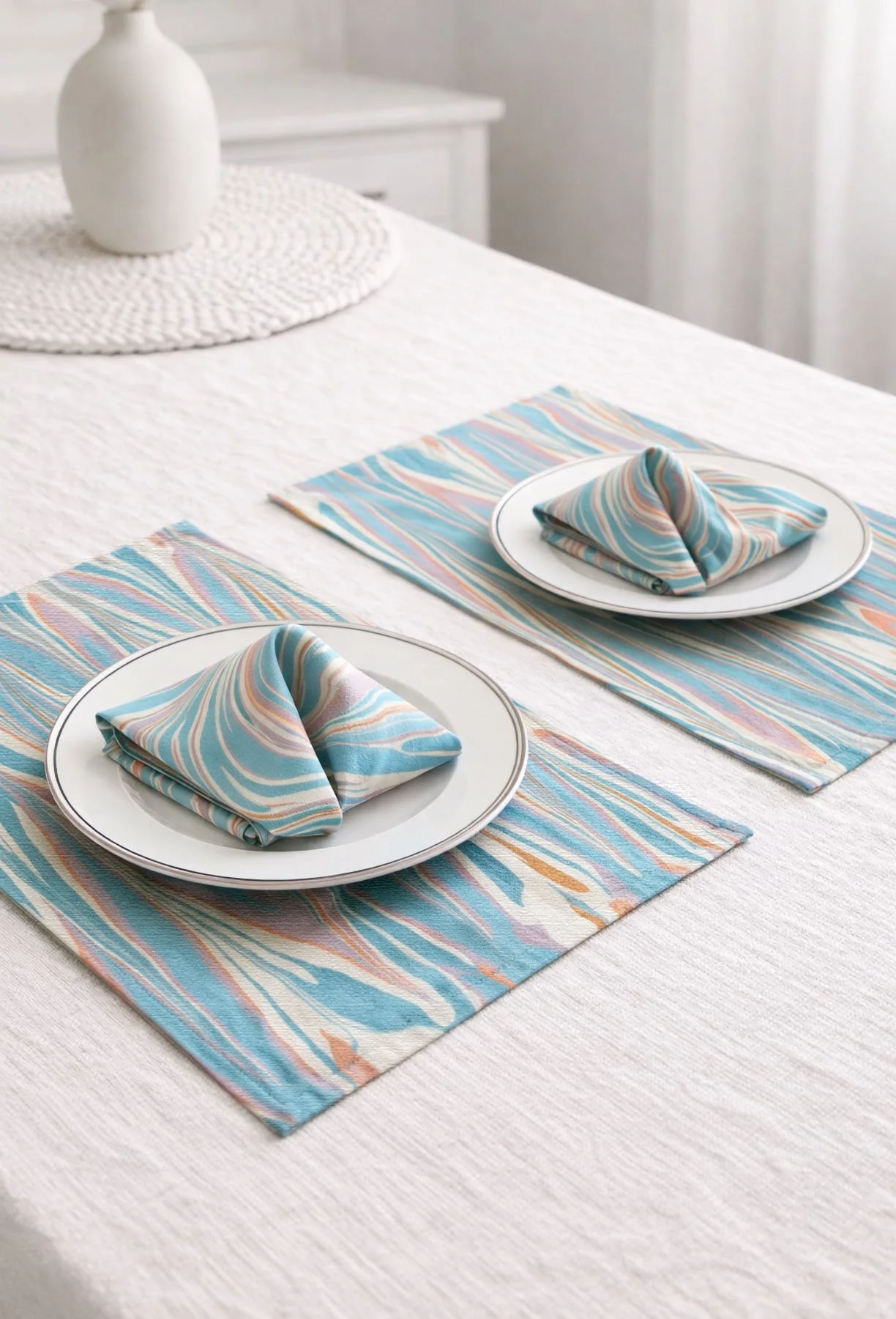 Table linen modern set made in italy. modern calm neutral decor