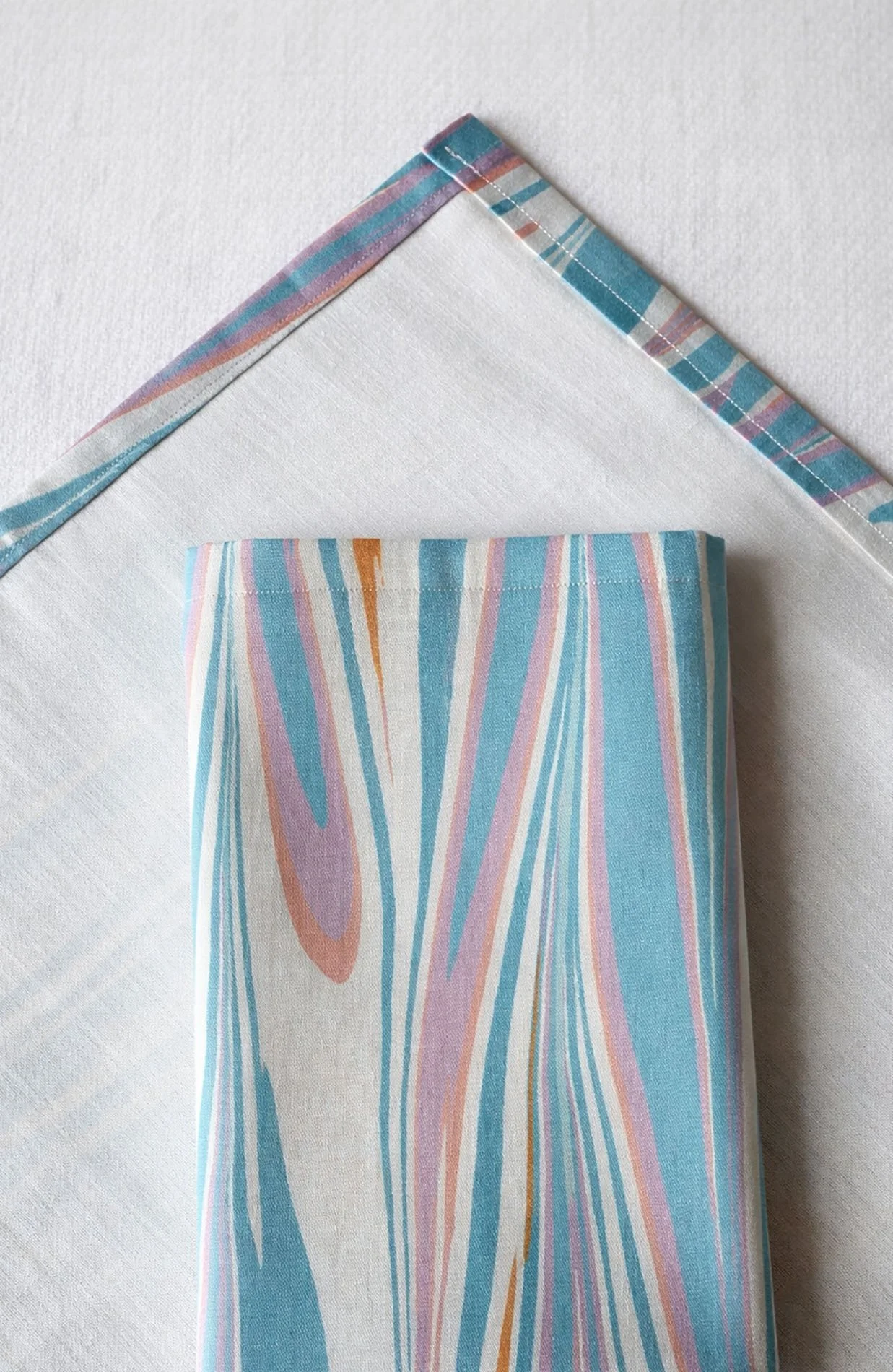 sustainable reusable cotton napkins natural finish. modern italian linens