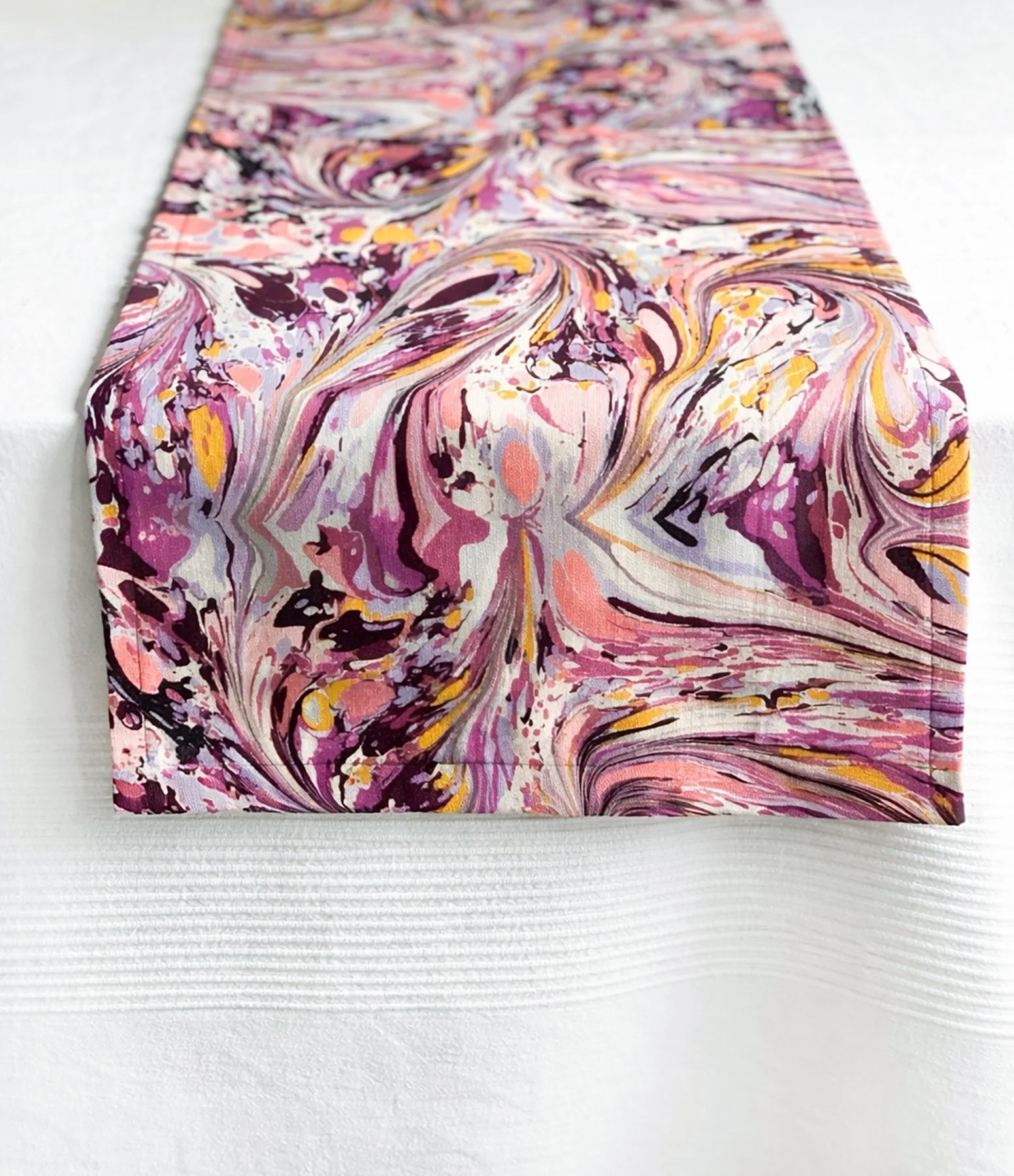 cotton table runner autumn sparkle marbled fabric warm tones reusable table linen made in italy